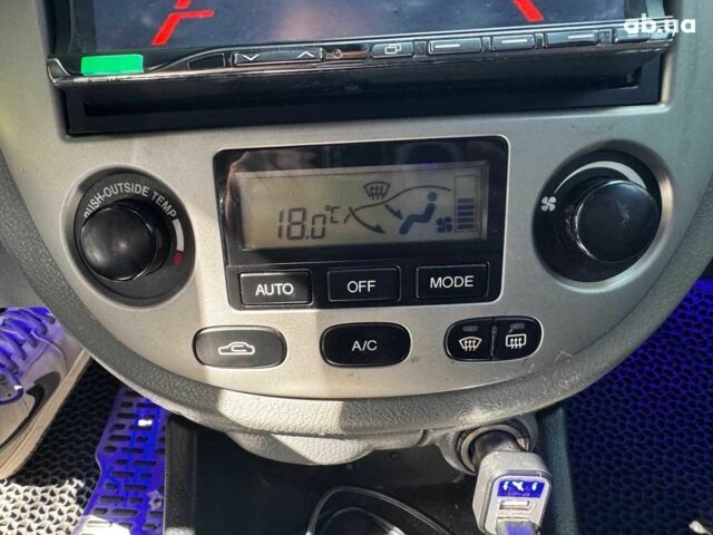 Білий Шевроле Лачетті, об'ємом двигуна 1.8 л та пробігом 112 тис. км за 5290 $, фото 17 на Automoto.ua