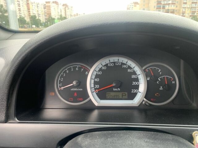 Білий Шевроле Лачетті, об'ємом двигуна 1.8 л та пробігом 206 тис. км за 4200 $, фото 19 на Automoto.ua