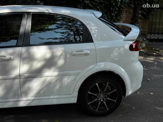 Білий Шевроле Лачетті, об'ємом двигуна 1.8 л та пробігом 112 тис. км за 5290 $, фото 8 на Automoto.ua