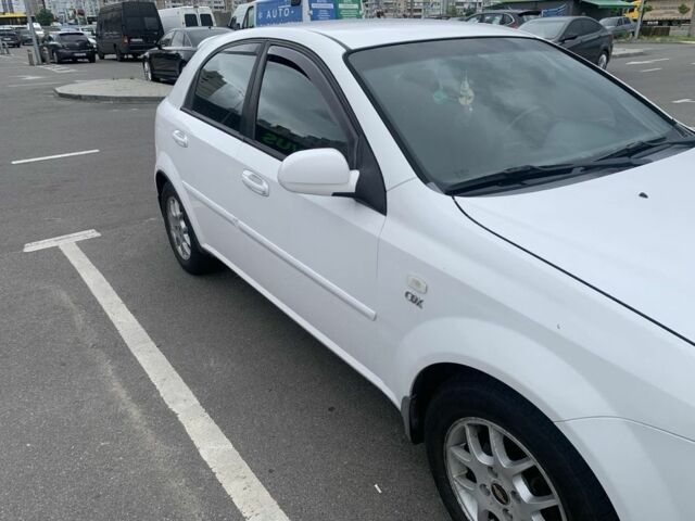 Білий Шевроле Лачетті, об'ємом двигуна 1.8 л та пробігом 206 тис. км за 4200 $, фото 3 на Automoto.ua