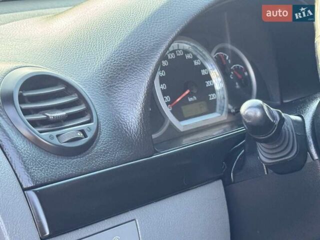 Белый Шевроле Лачетти, объемом двигателя 1.8 л и пробегом 180 тыс. км за 5450 $, фото 28 на Automoto.ua