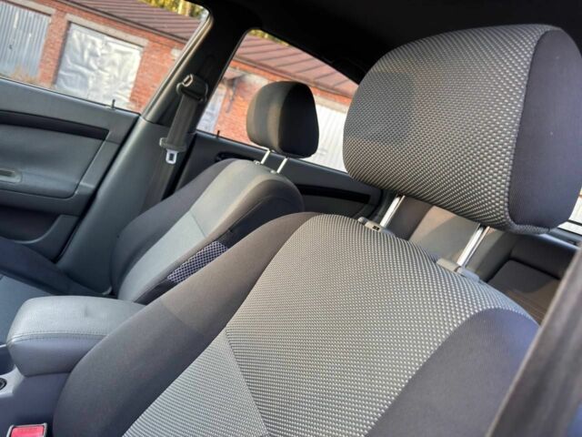 Белый Шевроле Лачетти, объемом двигателя 0 л и пробегом 180 тыс. км за 5450 $, фото 14 на Automoto.ua