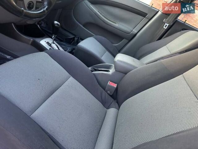 Белый Шевроле Лачетти, объемом двигателя 1.8 л и пробегом 180 тыс. км за 5450 $, фото 34 на Automoto.ua