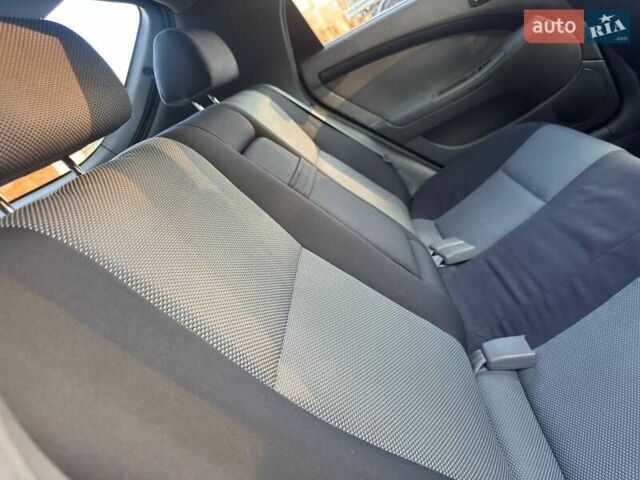 Белый Шевроле Лачетти, объемом двигателя 1.8 л и пробегом 180 тыс. км за 5450 $, фото 40 на Automoto.ua