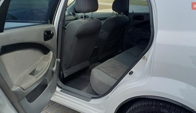 Білий Шевроле Лачетті, об'ємом двигуна 1.6 л та пробігом 142 тис. км за 5300 $, фото 9 на Automoto.ua