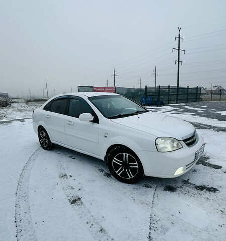 Белый Шевроле Лачетти, объемом двигателя 1.8 л и пробегом 270 тыс. км за 3625 $, фото 14 на Automoto.ua