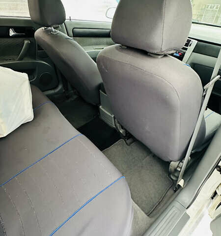 Белый Шевроле Лачетти, объемом двигателя 1.8 л и пробегом 270 тыс. км за 3625 $, фото 5 на Automoto.ua