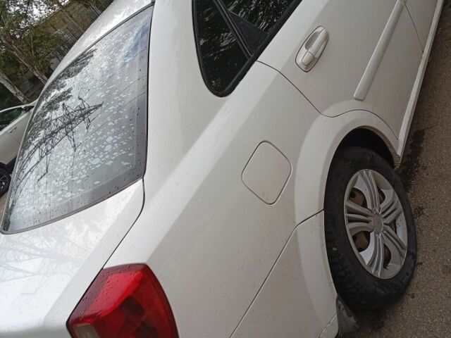 Белый Шевроле Лачетти, объемом двигателя 0 л и пробегом 484 тыс. км за 3500 $, фото 1 на Automoto.ua