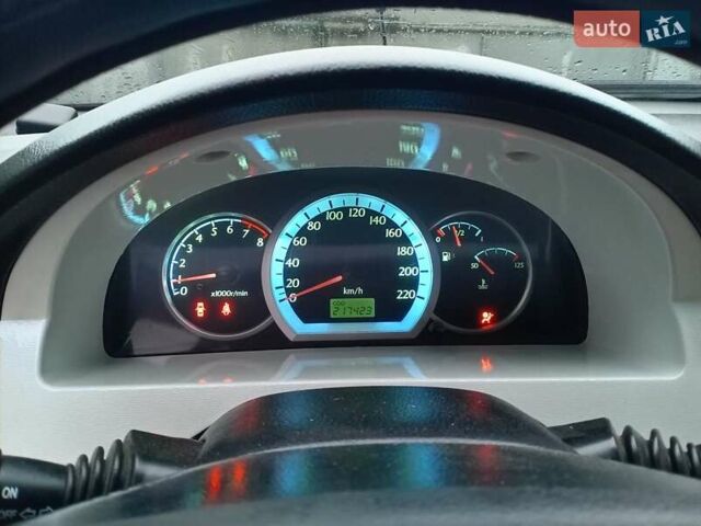 Белый Шевроле Лачетти, объемом двигателя 1.6 л и пробегом 218 тыс. км за 3800 $, фото 10 на Automoto.ua