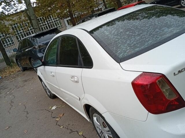 Белый Шевроле Лачетти, объемом двигателя 0 л и пробегом 484 тыс. км за 3500 $, фото 3 на Automoto.ua