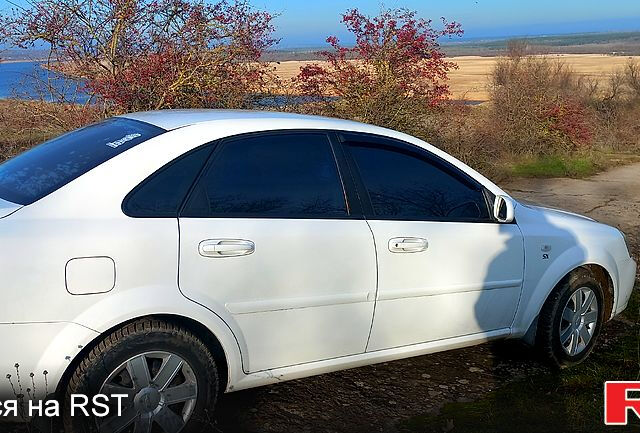 Білий Шевроле Лачетті, об'ємом двигуна 1.8 л та пробігом 325 тис. км за 4000 $, фото 2 на Automoto.ua