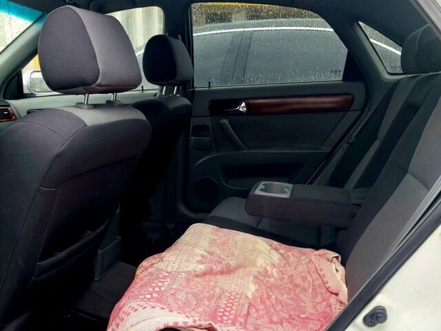 Білий Шевроле Лачетті, об'ємом двигуна 0 л та пробігом 189 тис. км за 4500 $, фото 8 на Automoto.ua