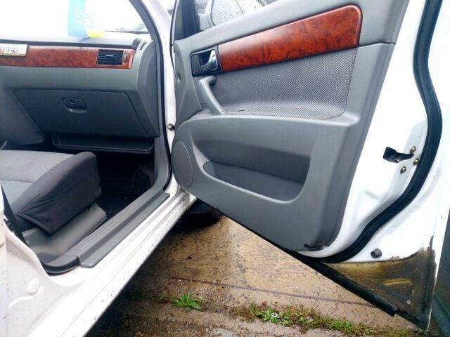 Білий Шевроле Лачетті, об'ємом двигуна 0 л та пробігом 189 тис. км за 4500 $, фото 10 на Automoto.ua