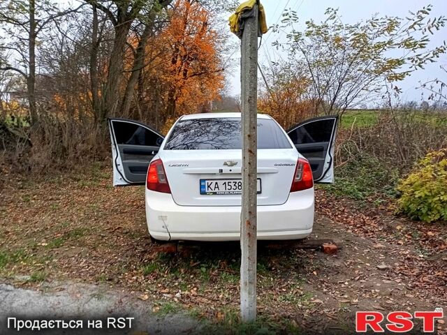 Белый Шевроле Лачетти, объемом двигателя 1.8 л и пробегом 356 тыс. км за 3600 $, фото 7 на Automoto.ua