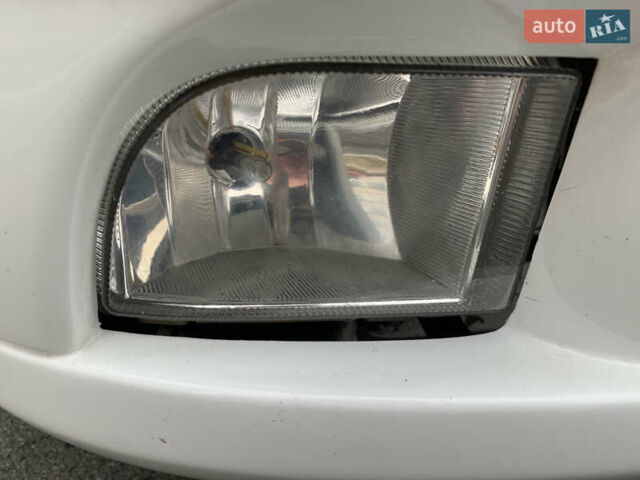 Белый Шевроле Лачетти, объемом двигателя 1.6 л и пробегом 124 тыс. км за 5900 $, фото 8 на Automoto.ua