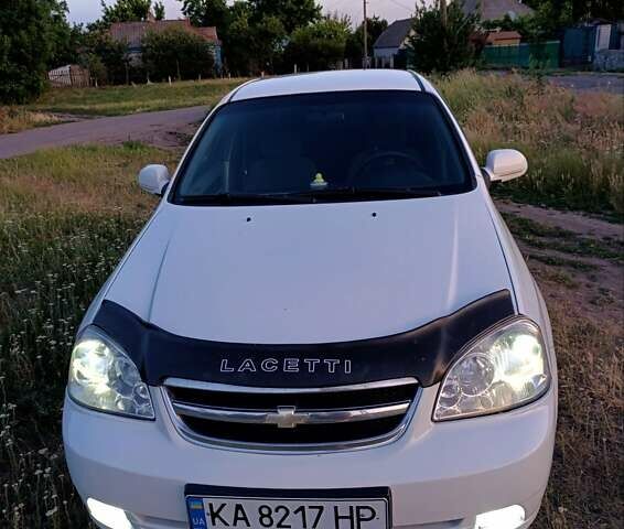 Білий Шевроле Лачетті, об'ємом двигуна 1.6 л та пробігом 192 тис. км за 4750 $, фото 6 на Automoto.ua