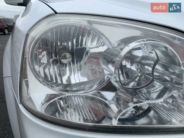 Белый Шевроле Лачетти, объемом двигателя 1.6 л и пробегом 124 тыс. км за 5900 $, фото 7 на Automoto.ua