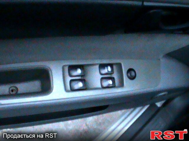 Білий Шевроле Лачетті, об'ємом двигуна 1.6 л та пробігом 200 тис. км за 4098 $, фото 12 на Automoto.ua