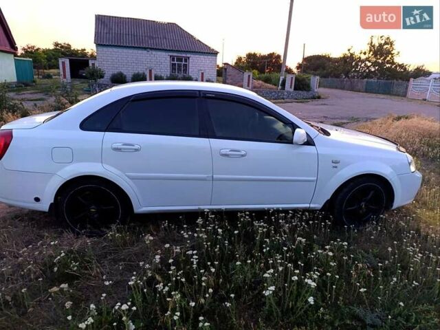 Білий Шевроле Лачетті, об'ємом двигуна 1.6 л та пробігом 192 тис. км за 4750 $, фото 3 на Automoto.ua