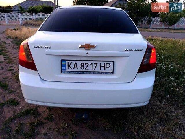 Білий Шевроле Лачетті, об'ємом двигуна 1.6 л та пробігом 192 тис. км за 4750 $, фото 4 на Automoto.ua