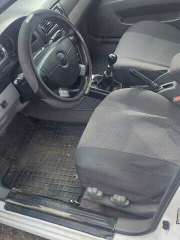 Білий Шевроле Лачетті, об'ємом двигуна 1.8 л та пробігом 487 тис. км за 3500 $, фото 5 на Automoto.ua