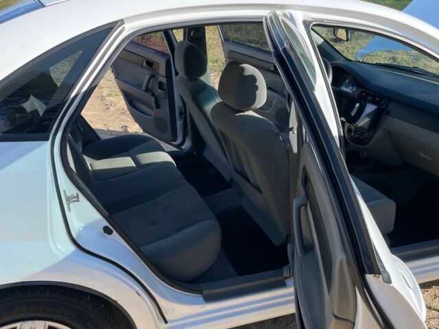 Білий Шевроле Лачетті, об'ємом двигуна 1.6 л та пробігом 220 тис. км за 4600 $, фото 8 на Automoto.ua