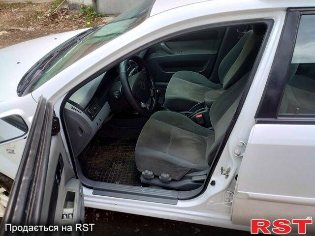 Білий Шевроле Лачетті, об'ємом двигуна 1.8 л та пробігом 212 тис. км за 5100 $, фото 6 на Automoto.ua