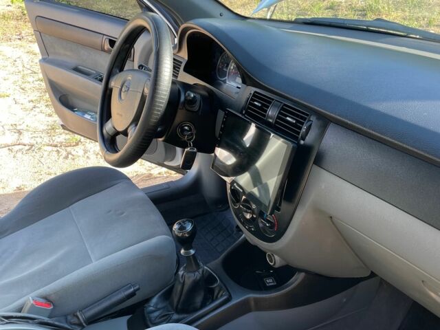 Білий Шевроле Лачетті, об'ємом двигуна 1.6 л та пробігом 220 тис. км за 4600 $, фото 6 на Automoto.ua