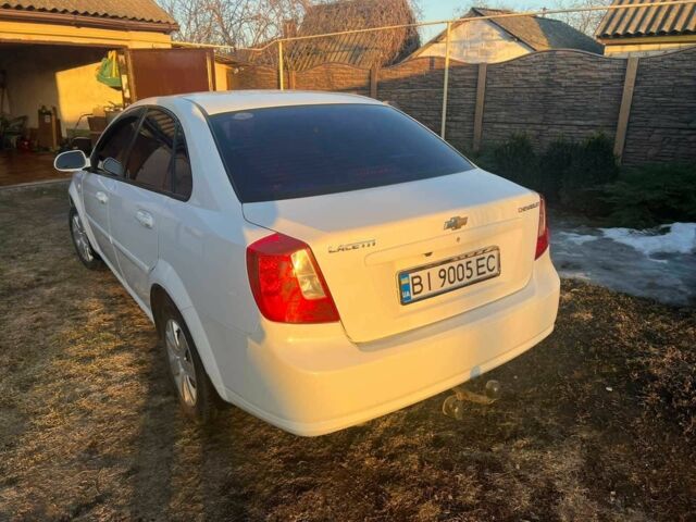 Белый Шевроле Лачетти, объемом двигателя 1.8 л и пробегом 119 тыс. км за 5500 $, фото 2 на Automoto.ua
