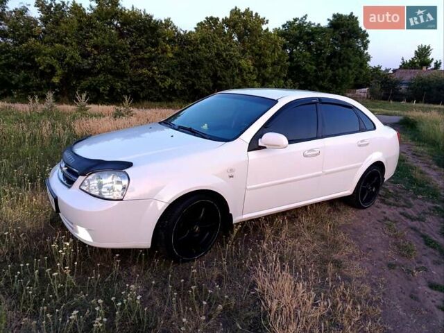 Білий Шевроле Лачетті, об'ємом двигуна 1.6 л та пробігом 192 тис. км за 4750 $, фото 2 на Automoto.ua