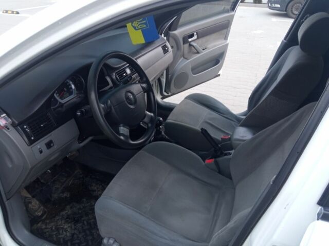 Білий Шевроле Лачетті, об'ємом двигуна 1.5 л та пробігом 187 тис. км за 3800 $, фото 8 на Automoto.ua