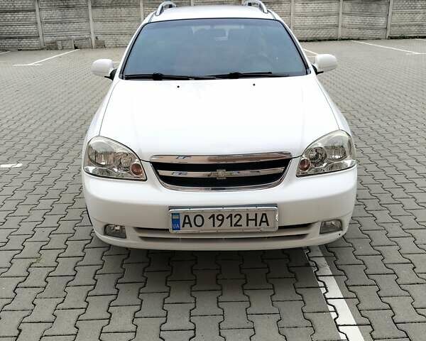 Белый Шевроле Лачетти, объемом двигателя 1.8 л и пробегом 173 тыс. км за 5000 $, фото 16 на Automoto.ua