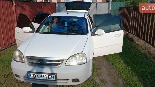 Белый Шевроле Лачетти, объемом двигателя 1.8 л и пробегом 187 тыс. км за 3499 $, фото 8 на Automoto.ua