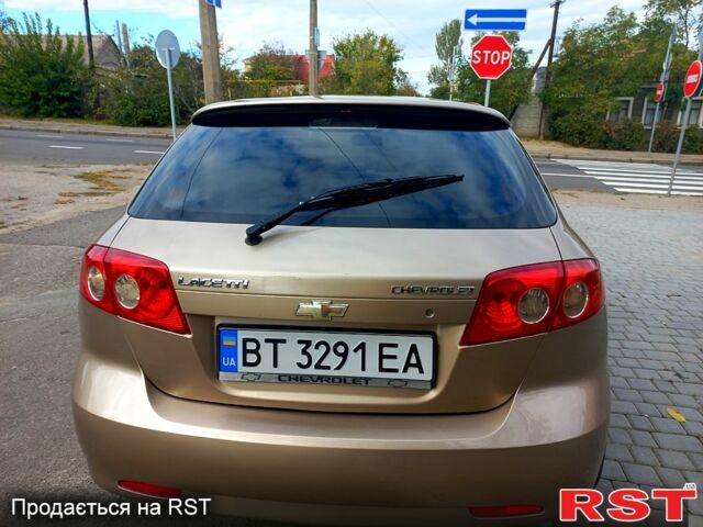 Бежевый Шевроле Лачетти, объемом двигателя 1.8 л и пробегом 230 тыс. км за 3400 $, фото 3 на Automoto.ua