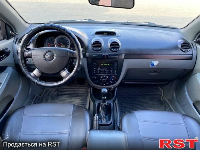 Бежевый Шевроле Лачетти, объемом двигателя 1.6 л и пробегом 270 тыс. км за 3900 $, фото 6 на Automoto.ua