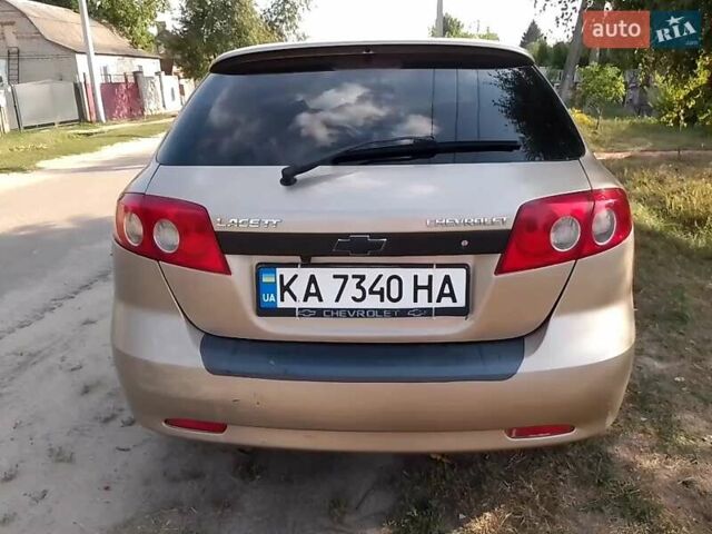 Бежевый Шевроле Лачетти, объемом двигателя 1.6 л и пробегом 385 тыс. км за 3000 $, фото 1 на Automoto.ua