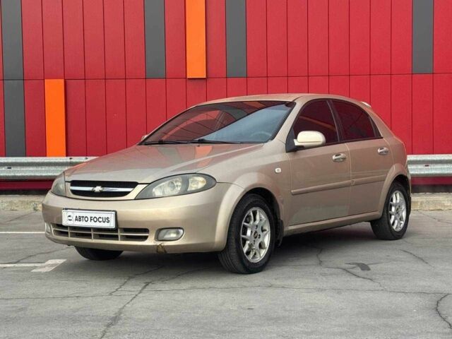 Бежевий Шевроле Лачетті, об'ємом двигуна 0 л та пробігом 216 тис. км за 3990 $, фото 3 на Automoto.ua