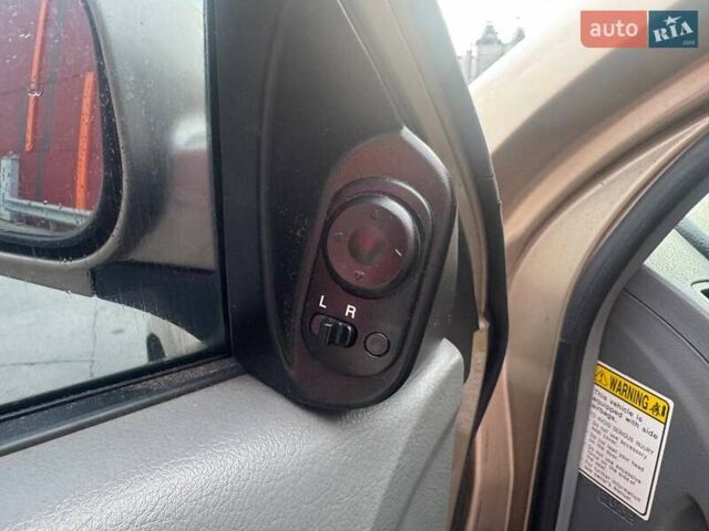 Бежевий Шевроле Лачетті, об'ємом двигуна 1.8 л та пробігом 216 тис. км за 3990 $, фото 21 на Automoto.ua