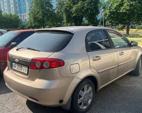 Бежевий Шевроле Лачетті, об'ємом двигуна 1.6 л та пробігом 230 тис. км за 3500 $, фото 4 на Automoto.ua