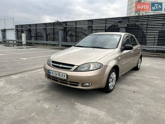 Бежевый Шевроле Лачетти, объемом двигателя 1.6 л и пробегом 267 тыс. км за 3500 $, фото 4 на Automoto.ua