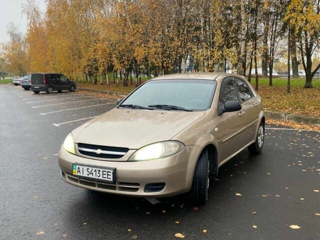 Бежевый Шевроле Лачетти, объемом двигателя 1.6 л и пробегом 300 тыс. км за 3300 $, фото 1 на Automoto.ua