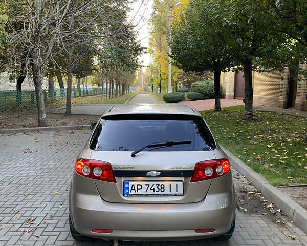 Бежевый Шевроле Лачетти, объемом двигателя 1.6 л и пробегом 134 тыс. км за 4600 $, фото 3 на Automoto.ua