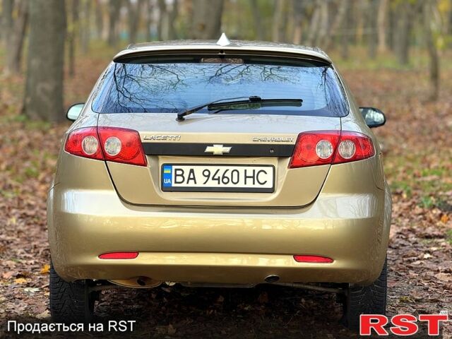 Бежевый Шевроле Лачетти, объемом двигателя 1.6 л и пробегом 215 тыс. км за 3999 $, фото 4 на Automoto.ua
