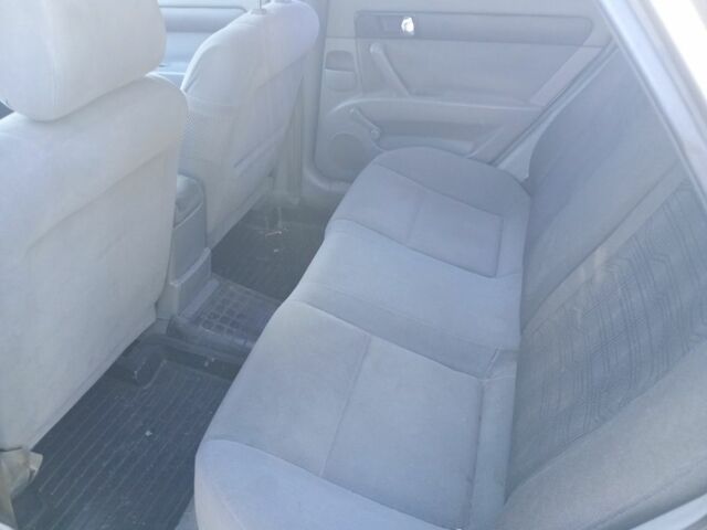 Бежевый Шевроле Лачетти, объемом двигателя 1.8 л и пробегом 300 тыс. км за 1600 $, фото 4 на Automoto.ua