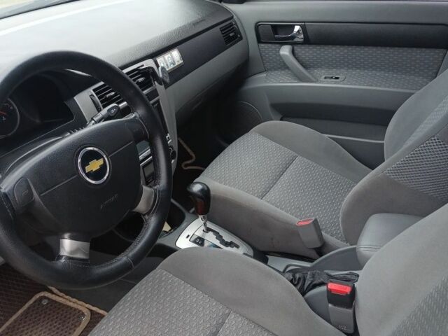 Бежевий Шевроле Лачетті, об'ємом двигуна 1.8 л та пробігом 181 тис. км за 3900 $, фото 4 на Automoto.ua