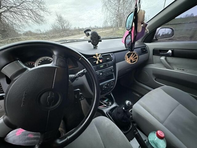 Бежевый Шевроле Лачетти, объемом двигателя 1.8 л и пробегом 288 тыс. км за 3300 $, фото 5 на Automoto.ua