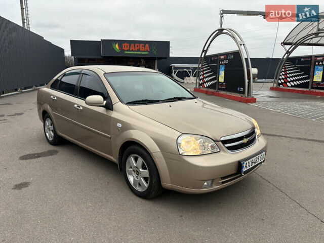 Бежевый Шевроле Лачетти, объемом двигателя 1.8 л и пробегом 170 тыс. км за 3999 $, фото 4 на Automoto.ua