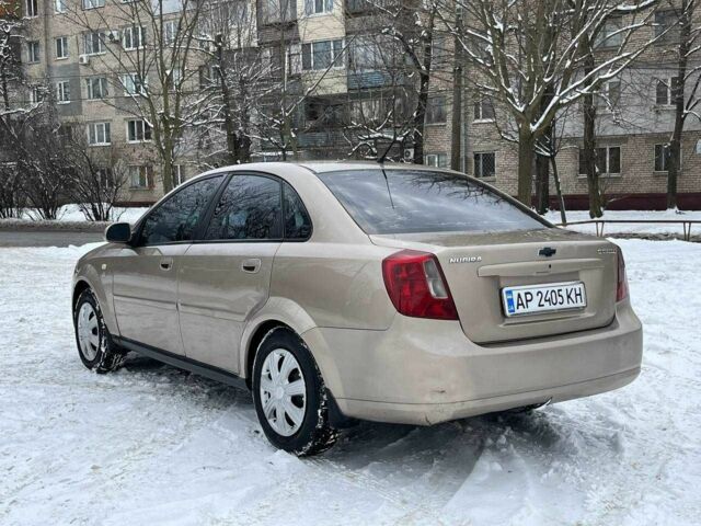 Бежевый Шевроле Лачетти, объемом двигателя 1.8 л и пробегом 400 тыс. км за 3250 $, фото 5 на Automoto.ua