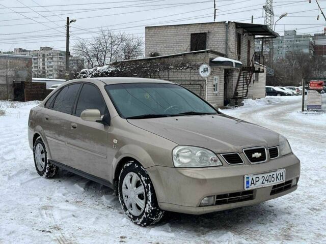 Бежевый Шевроле Лачетти, объемом двигателя 1.8 л и пробегом 400 тыс. км за 3250 $, фото 3 на Automoto.ua