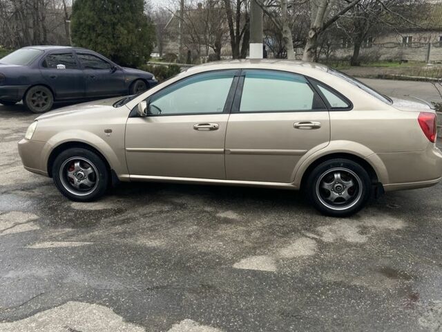 Бежевый Шевроле Лачетти, объемом двигателя 1.8 л и пробегом 235 тыс. км за 3900 $, фото 1 на Automoto.ua